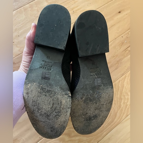 Eileen Fisher Black/Dark Gray Leather Mesh
Booties Stacked Heel Rounded Toe - 10 - Picture 3 of 8